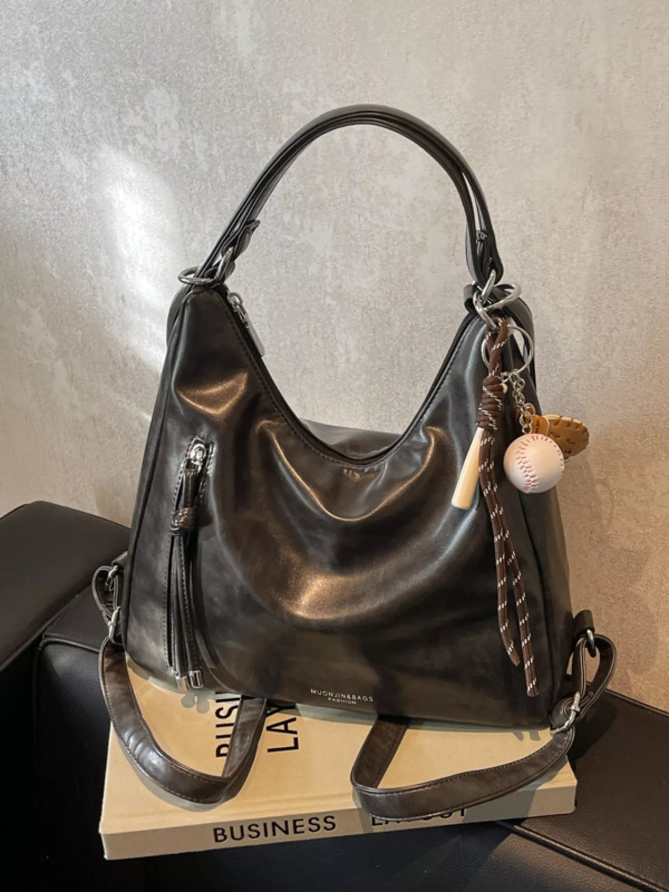 Shoulder Bags